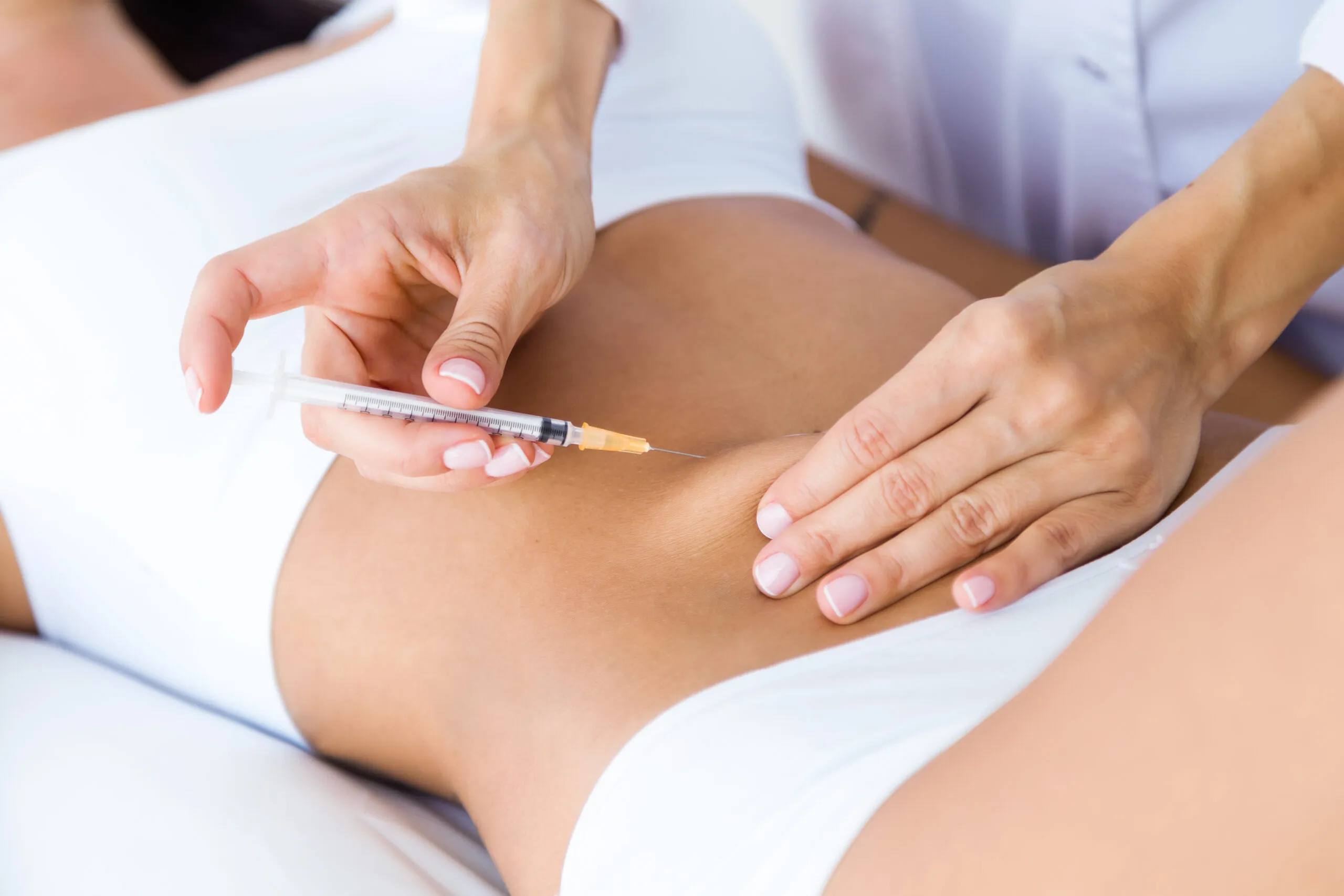 Aplicação de medicação interna e externa